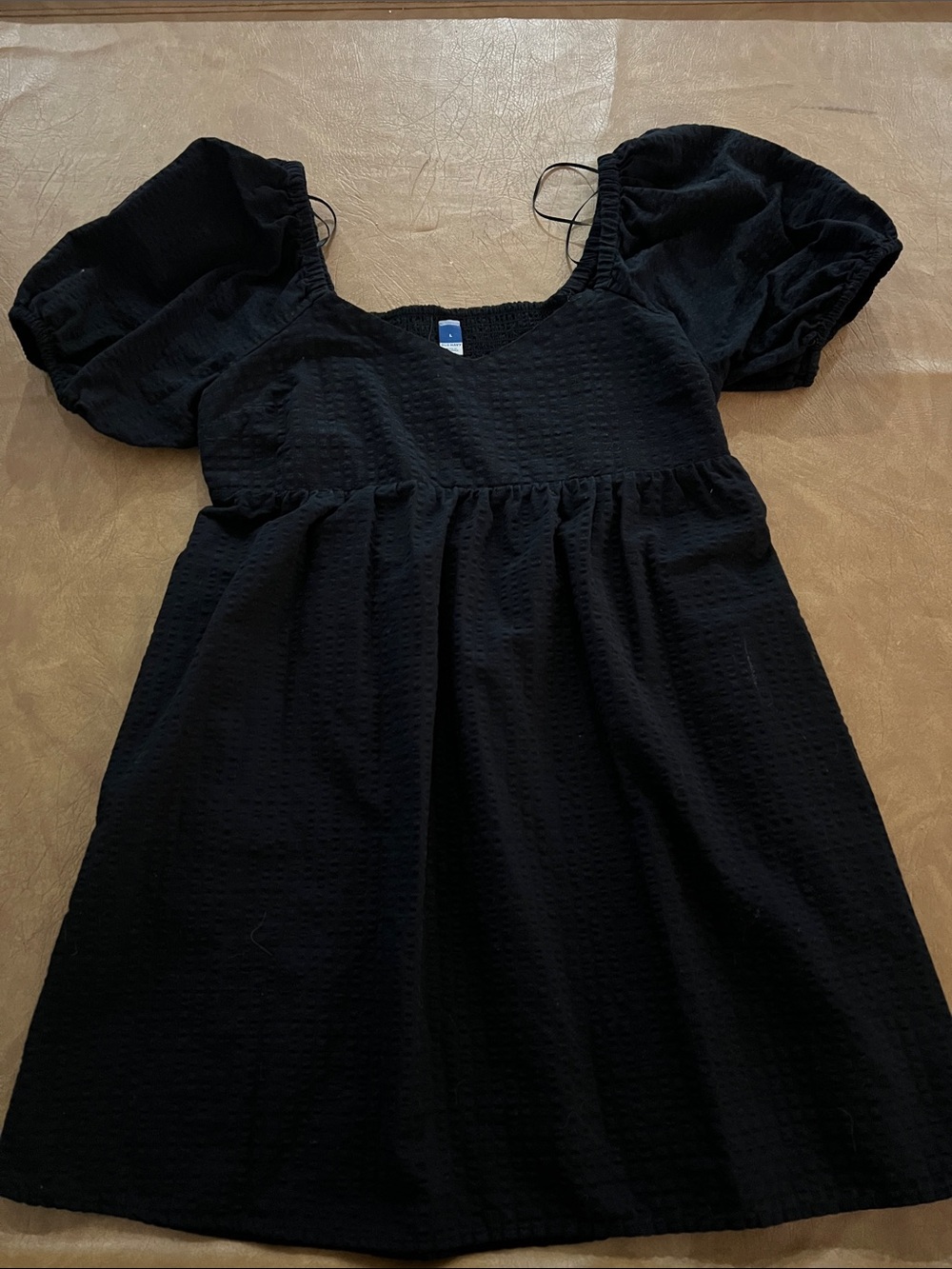 Old Navy Black Puff Sleeve Casual Dress